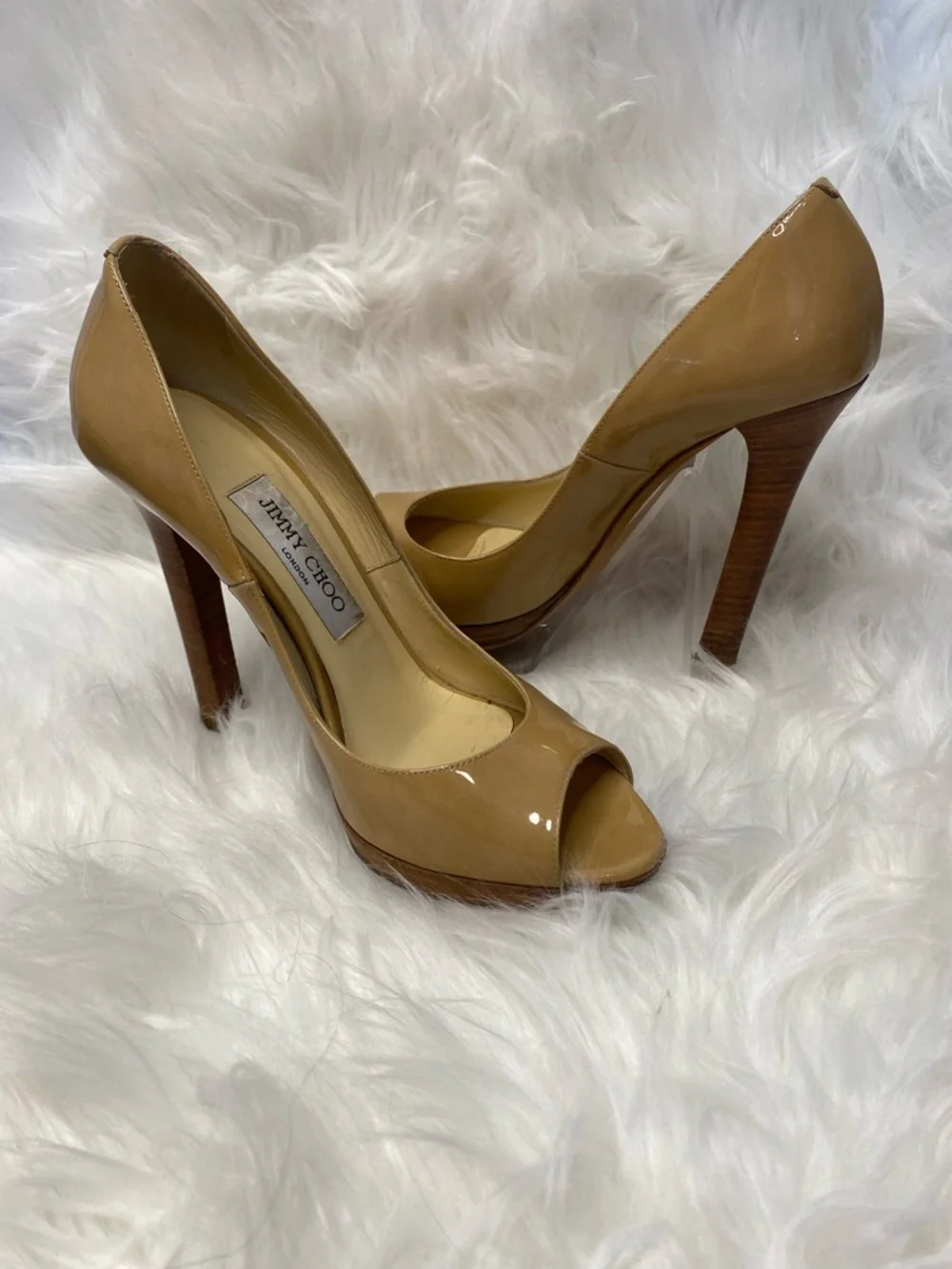 Jimmy Choo Nude Patent Leather Peep-Toe Pumps with Wooden Heels. Authentic - Picture 5 of 17